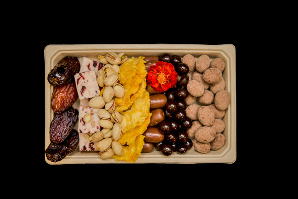 Mixed Fruits & Nuts - Celebration Trays